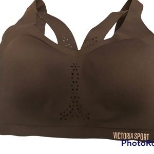 Victoria’s Secret Angel Max Sports Bra Sz 32D